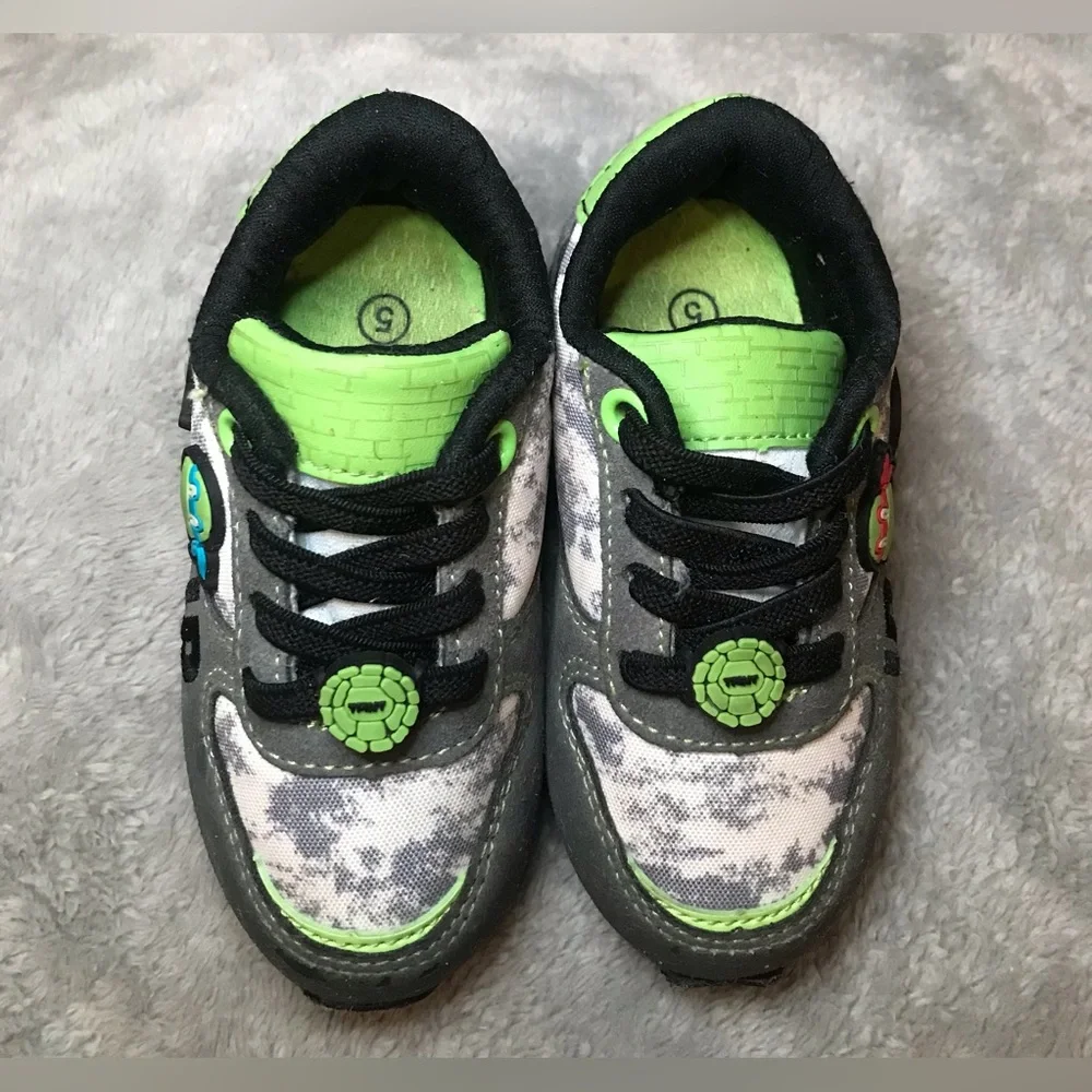 2 pair of toddler sneakers size 5C, Puma & Ground Up - Picture 8 of 9